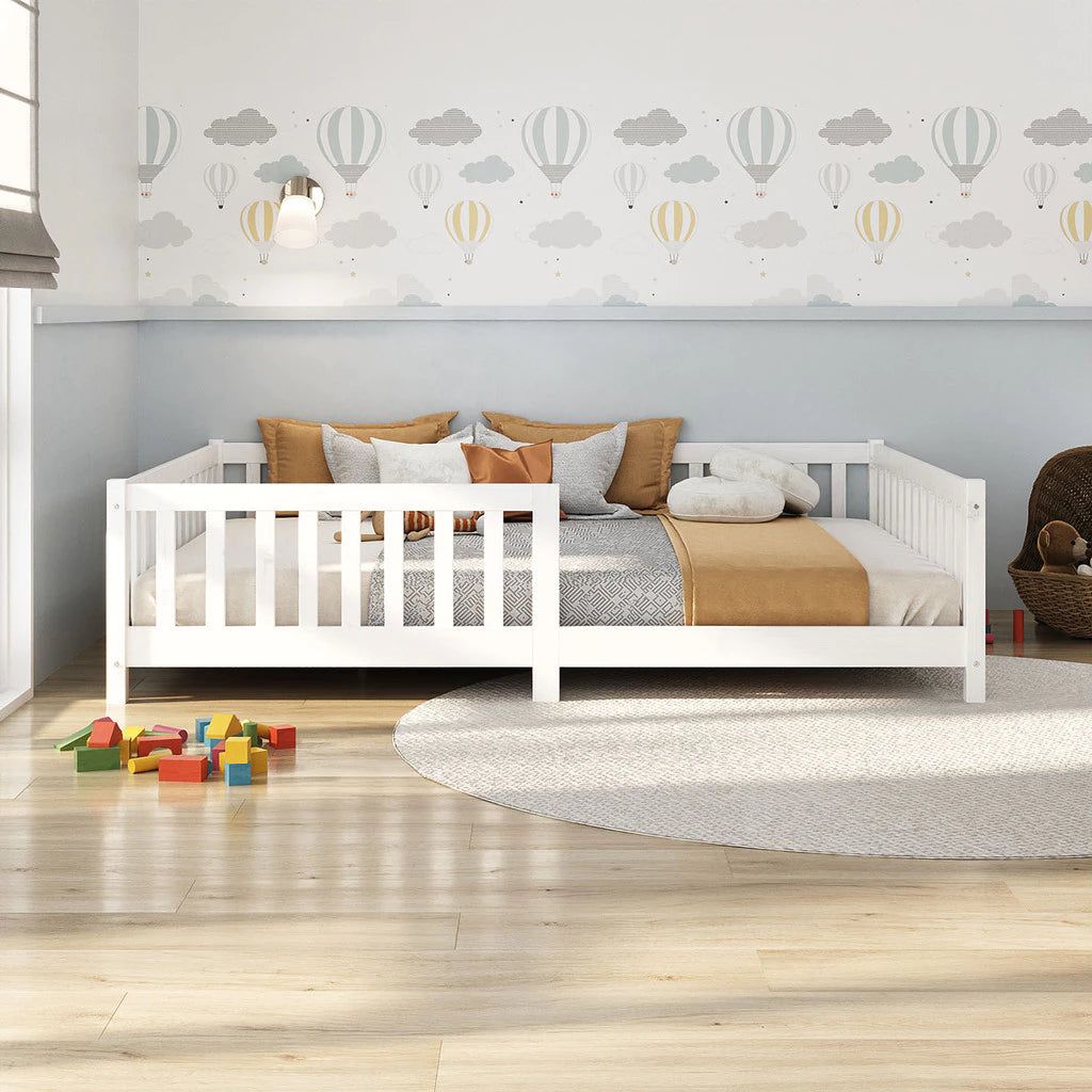 Cama Montessoriana Casal com Grade Eva - 100% Madeira Maciça Branca [Suporta 220kg]